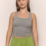 BASIC SQUARE NECK CROPPED SLEEVELESS TOP