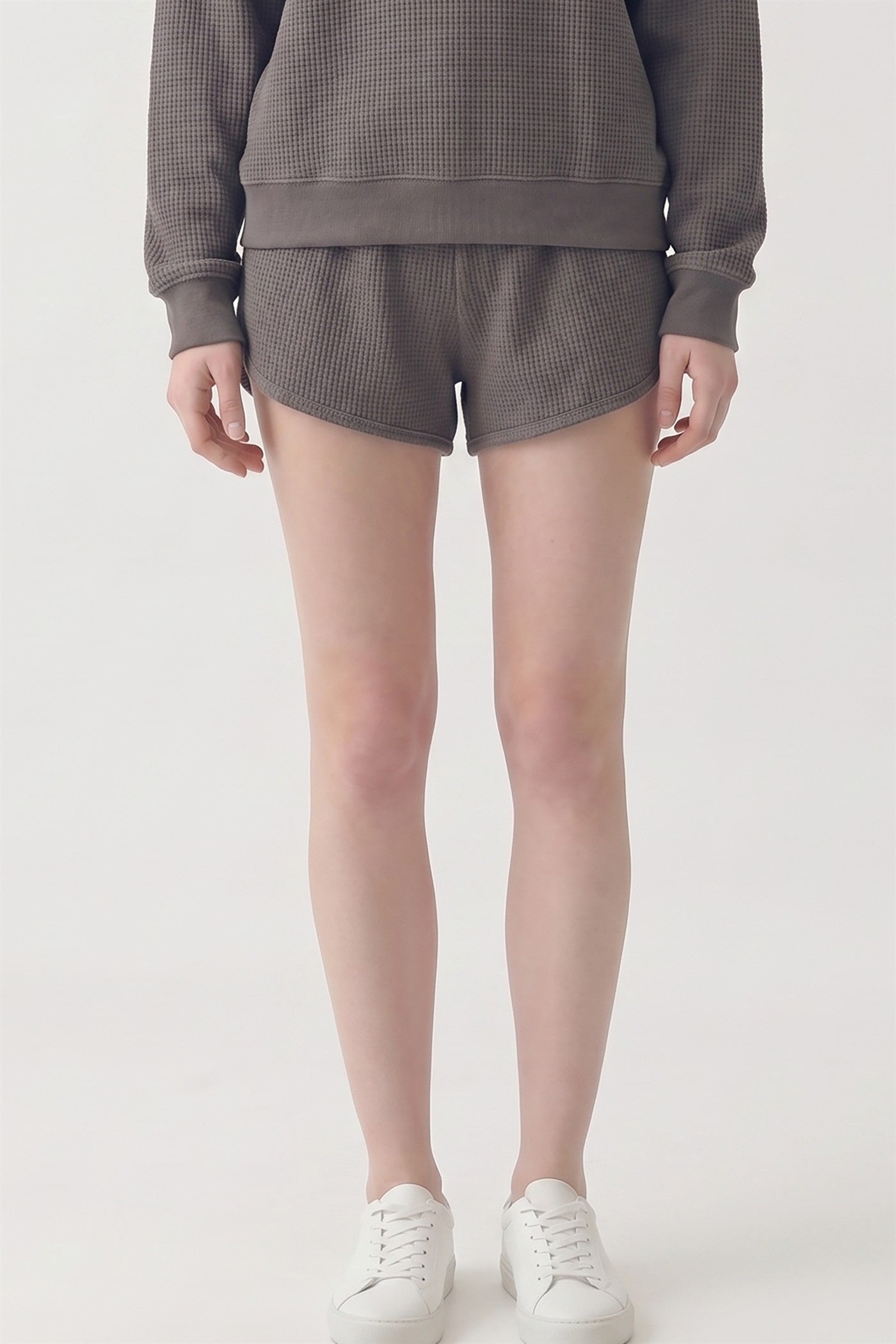 SOFT WAFFLE DOLPHIN SHORT