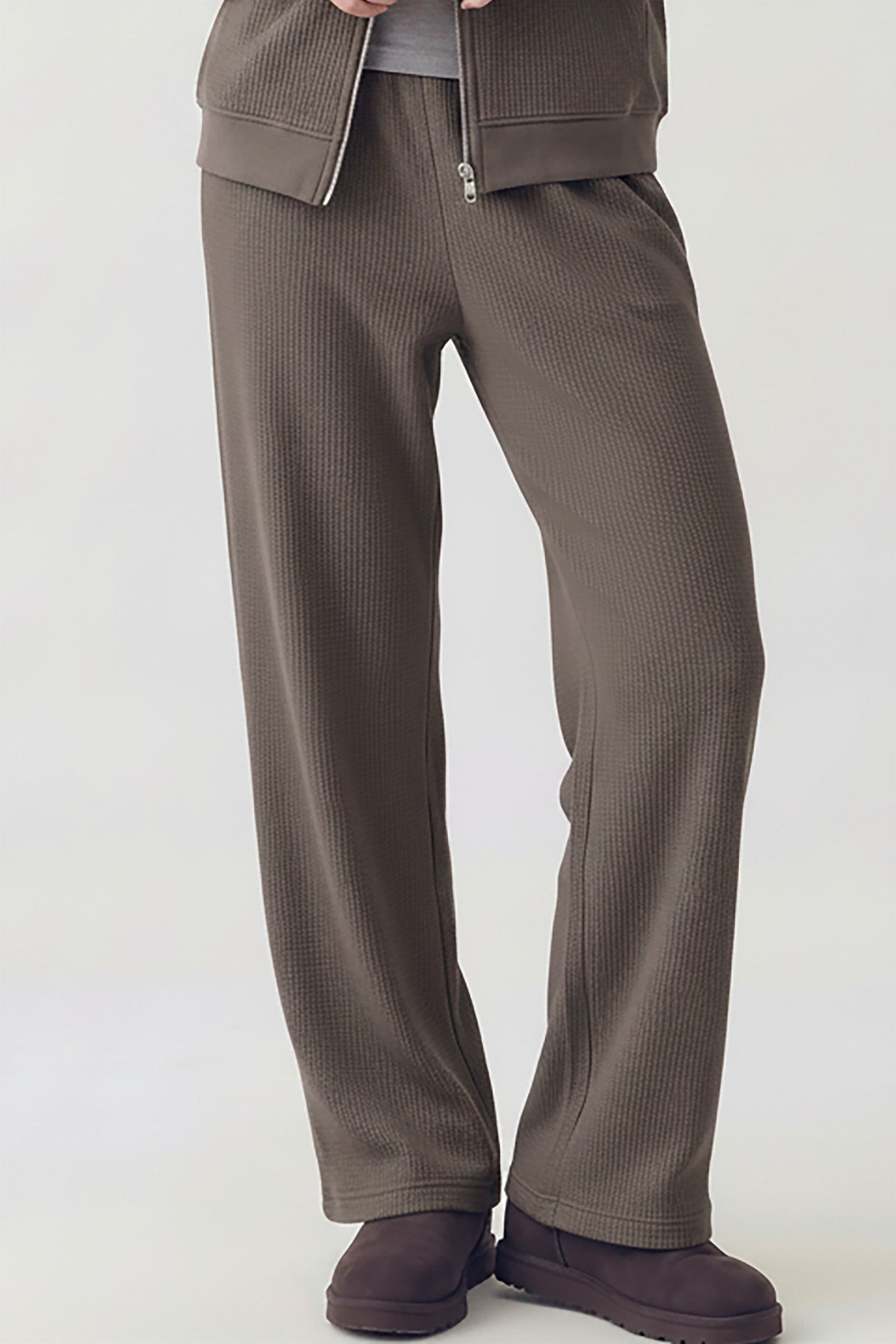 SOFT WAFFLE STRAIGHT PANTS