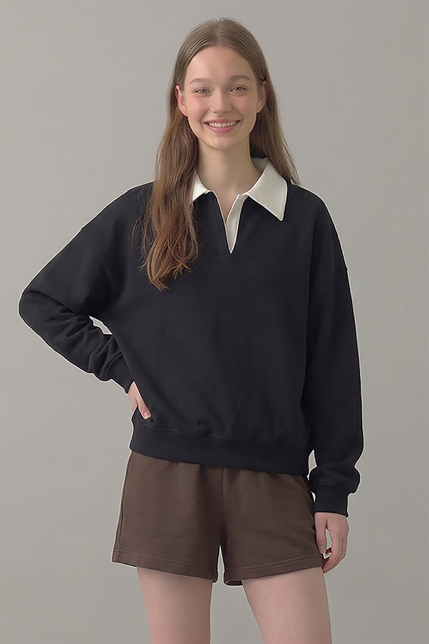 PRE SHRUNK COTTON FLEECE COLLARED SWEATSHIRT