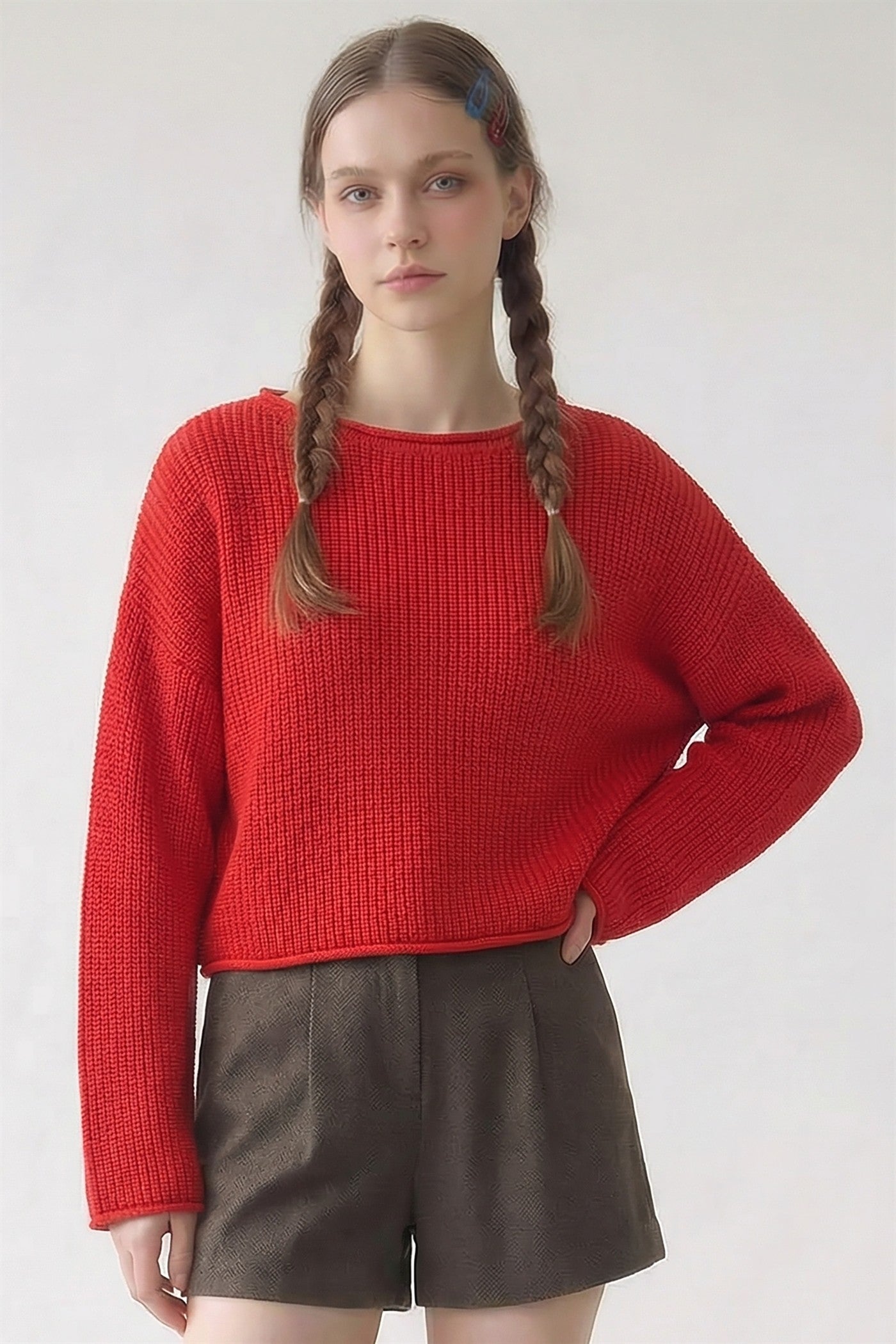 BOXY CROPPED LONG SLEEVE SWEATER