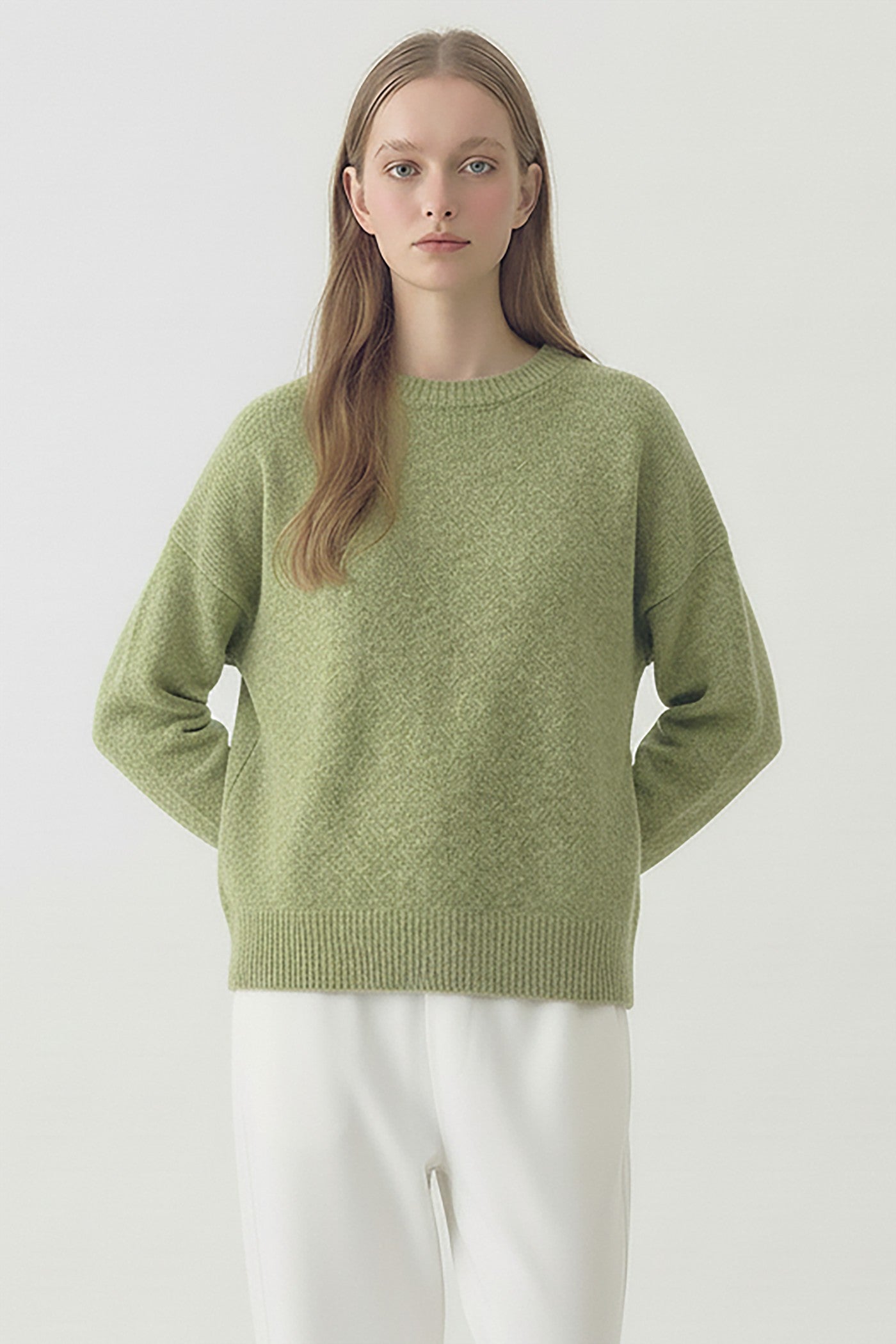 LOOSE FIT SOFT TWO TONE SWEATER