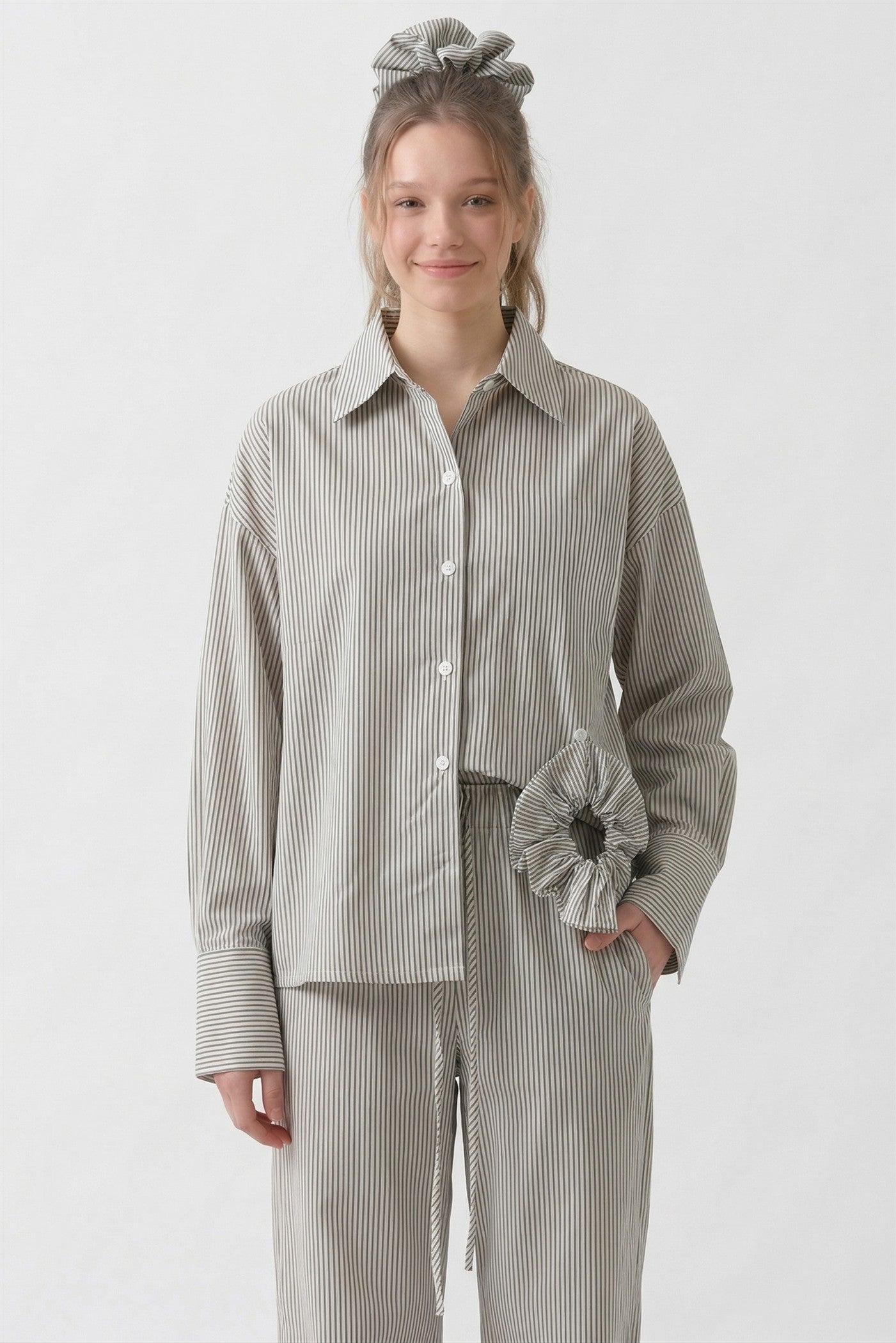 CloudLite  Pajama shirt with Scrunchie